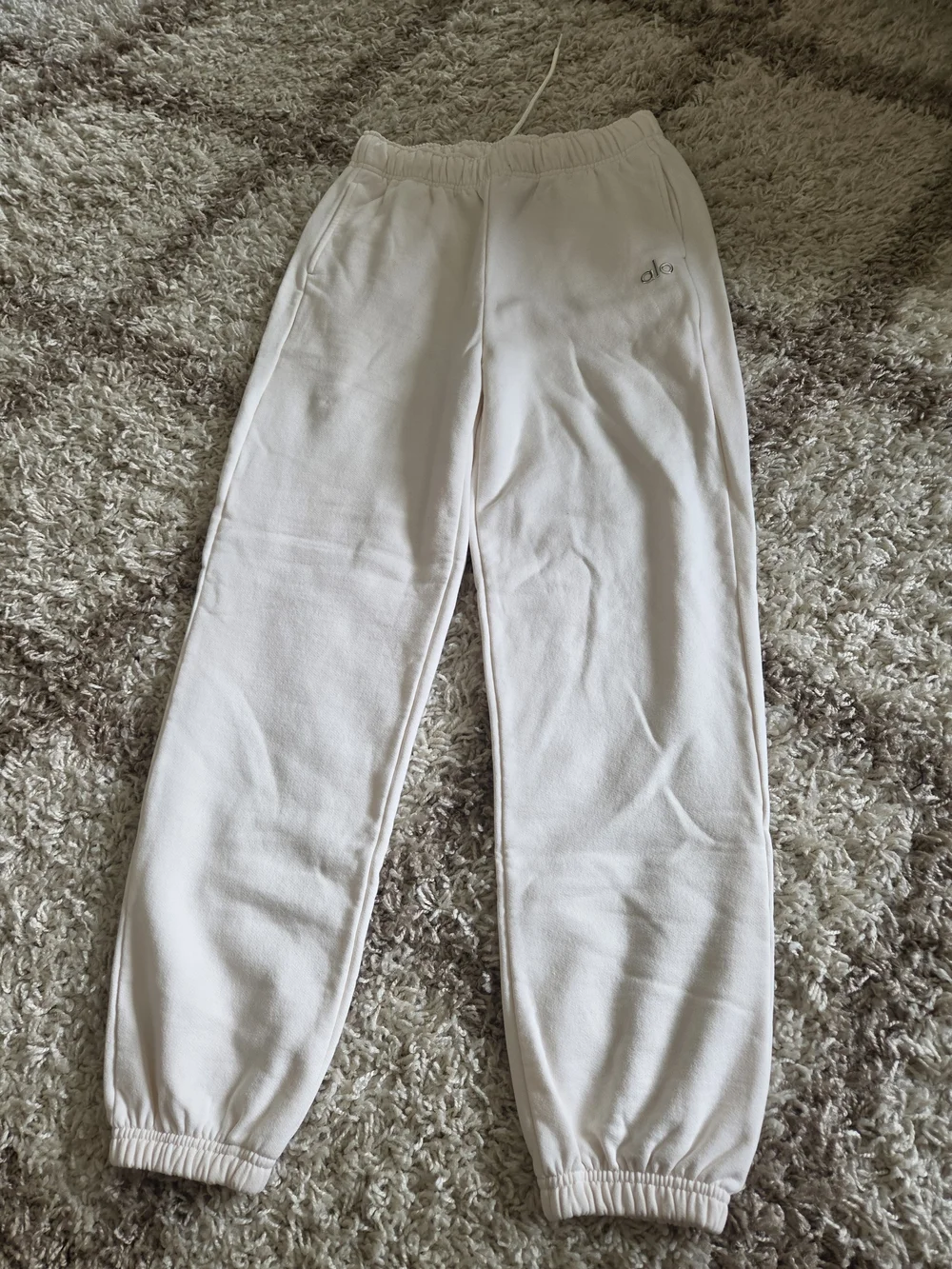 ALO Yoga Kids Cream Jogger Sweatpants